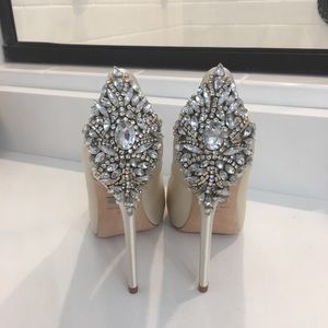 Badgley Mischka heels